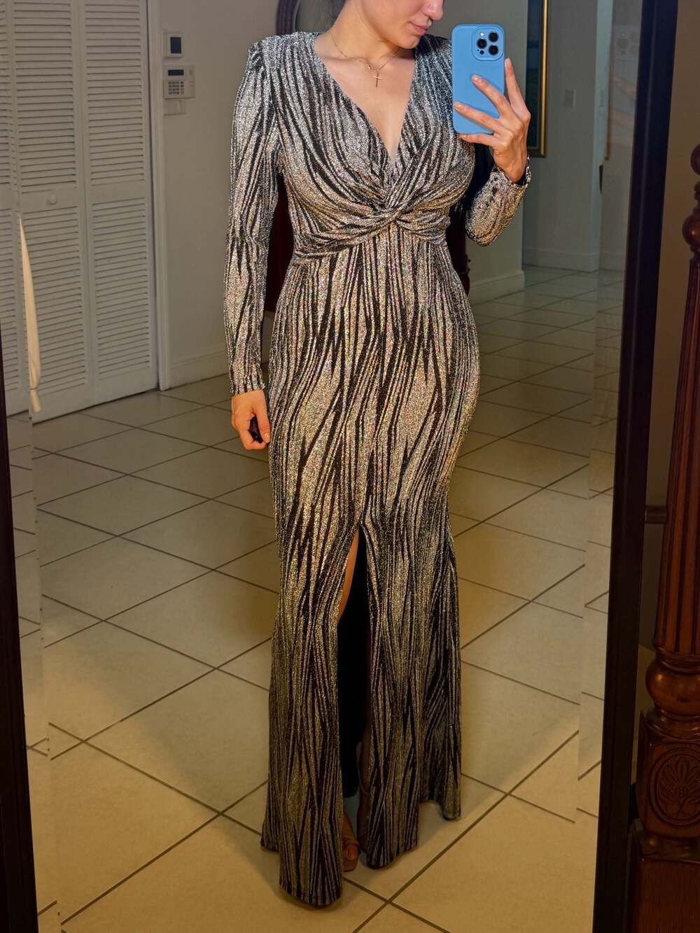 Cameo Metallic Lurex Zebra Print Long Sleeve V-Neck Gown Dress Style Large
